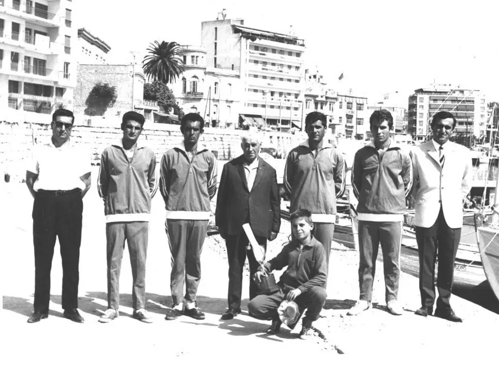 4+ ΝΟΚΑΤ